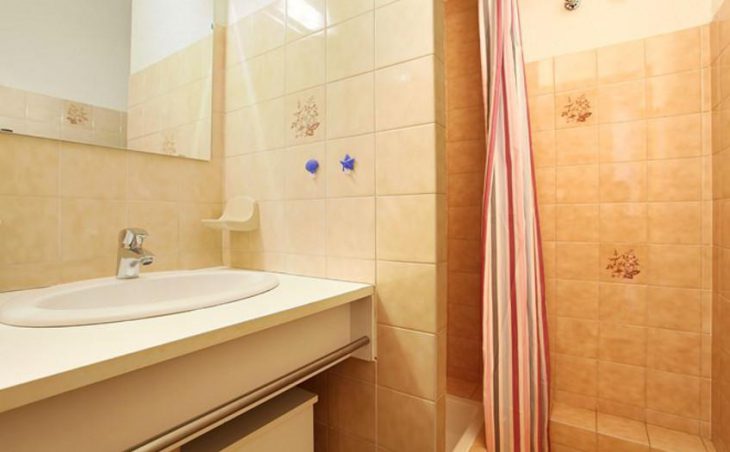 Residence Sunotel, Les Carroz, Bathroom